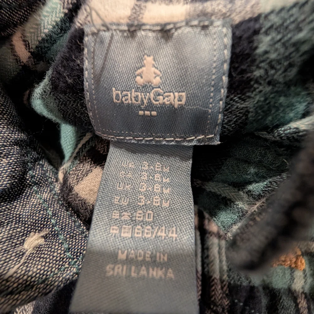 GAP adorable plaid
